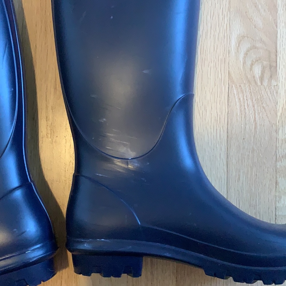 Ugg Rain Boot - Picture 5 of 6